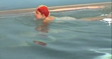Video Seehundschwimmen in Bauchlage